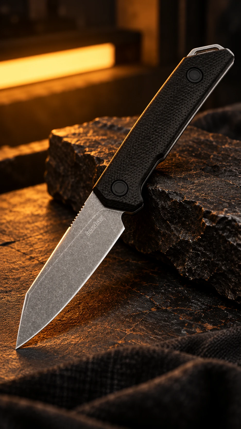 Kershaw Mini Iridium Fixed: 68 граммов — ещё не весь комплект