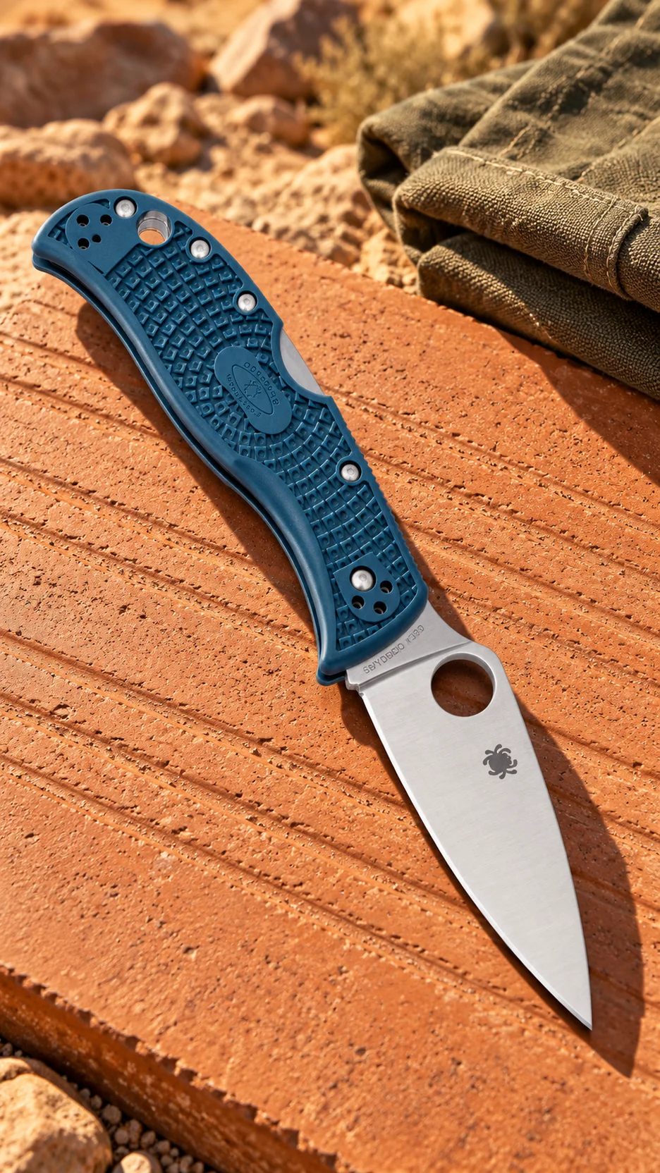 Spyderco LeafJumper: не обязательно большой, чтобы быть рабочим