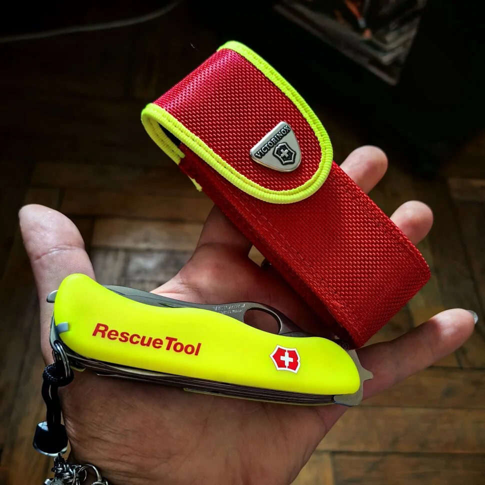 Нож Victorinox 0.8623.MWN Rescue Tool | Магазин ножей Forest-Home