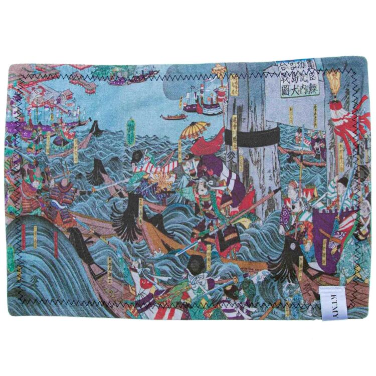 Хэнк (платок) Knife to meet You Yoshitoshi-MIYAJIMA 30*21см