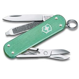 Нож-брелок Victorinox Classic Alox Minty Mint 58мм. (0.6221.221G)